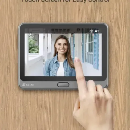 EZVIZ CP4 Review: a no-drill peephole cam that does the job (with a few quirks)